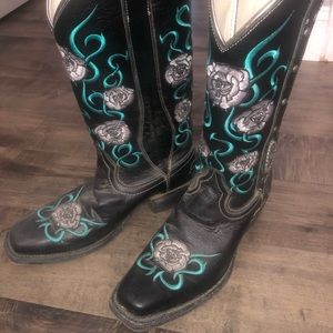 Gypsy soule boots